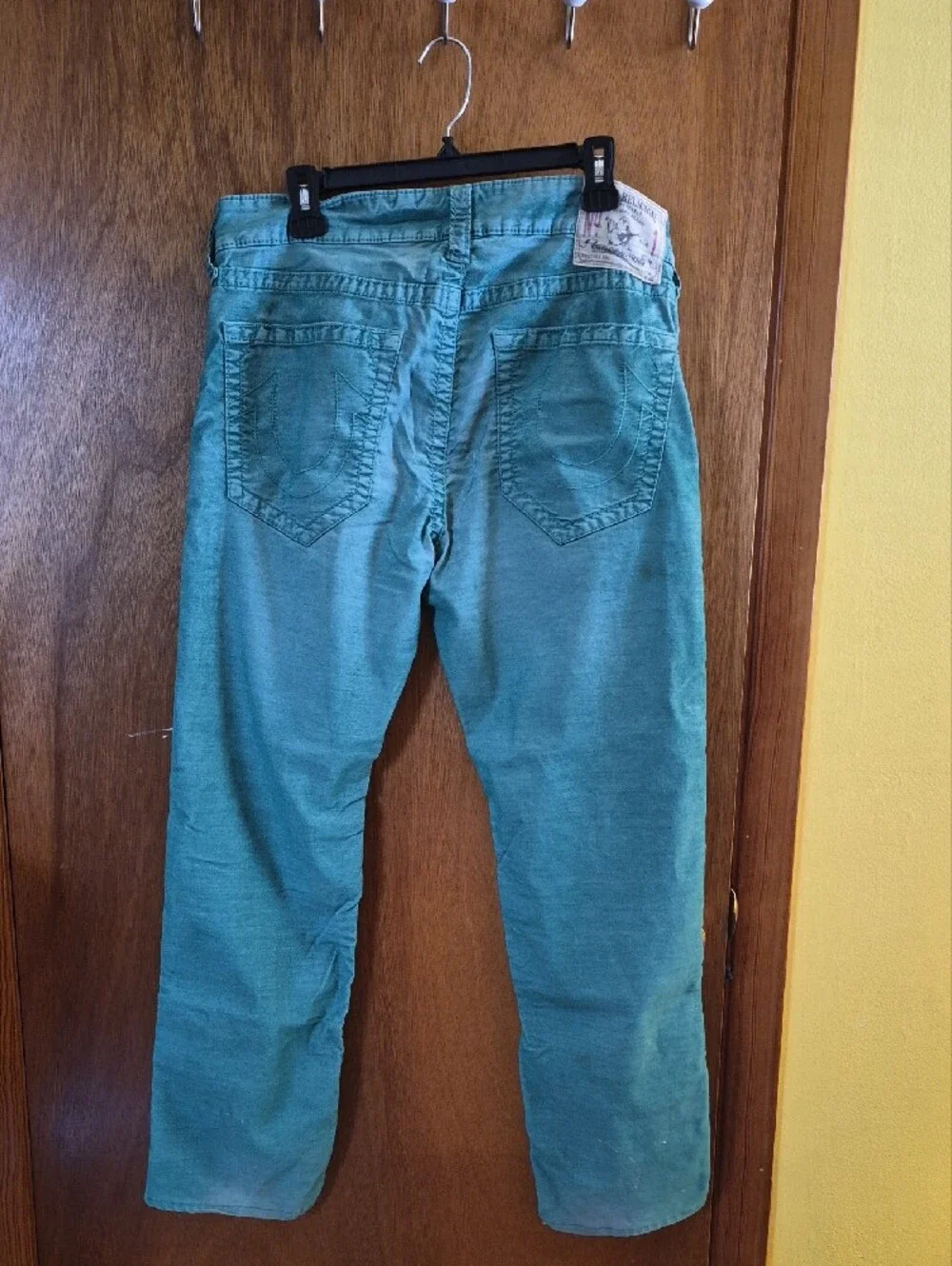 True Religion Green Pants with Metal Logo Button Size 34
